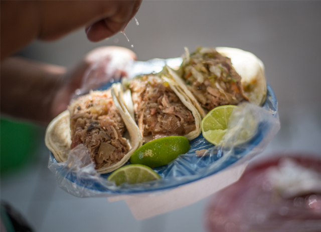 Dónde comer los mejores tacos en Cancún: una guía gastronómica local