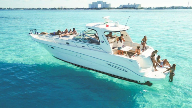 yates de lujo en cancun 4