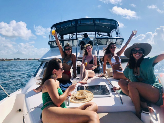 yates de lujo en cancun 6